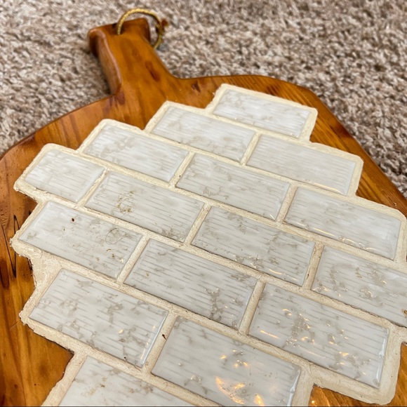 Vintage Wood and Tile Cheese Board - Picture 4 of 4